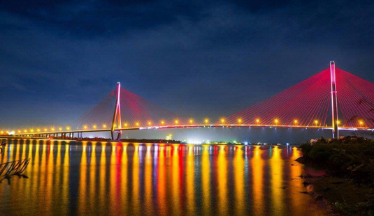 Đèn LED trang trí cầu Cần Thơ