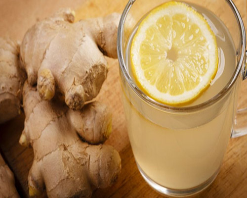 Gừng không nên dùng cho người có vấn đề dạ dày, đại tràng, sốt cao...(ảnh minh họa)