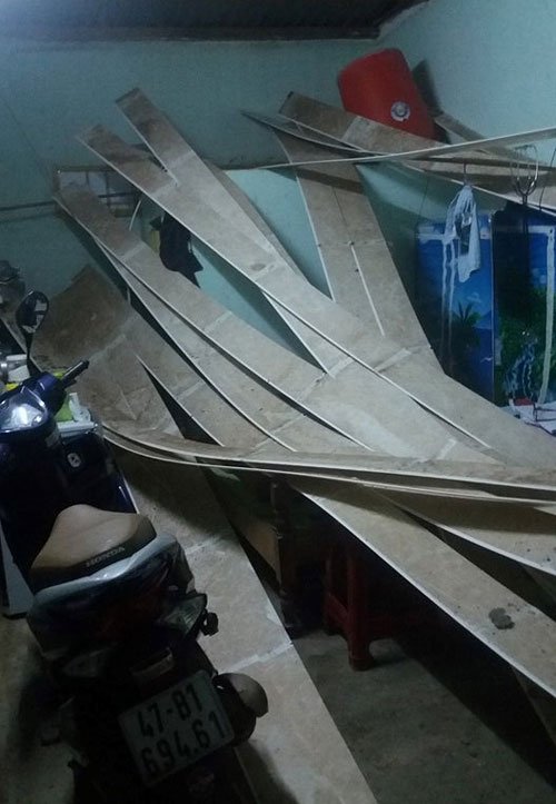 Hiện trường vụ nổ khiến 6 người thương vong.