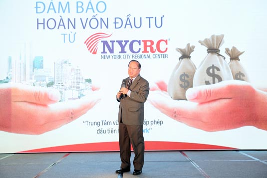 Giáo sư Hà Tôn Vinh với những chia sẻ thiết thực về chính sách nhập cư của Tổng thống Mỹ mới đắc cử - Donald Trump