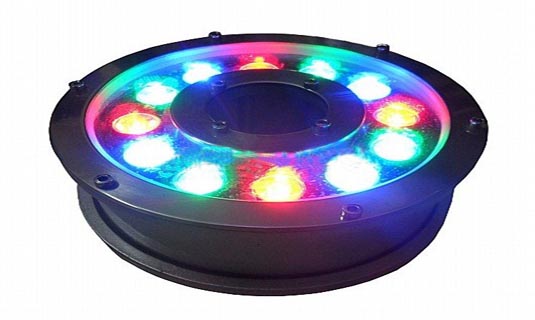 den-duoi-nuoc-12w-doi-mau (2)