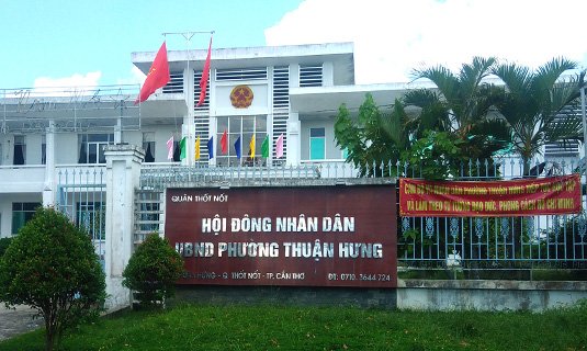 Trụ sở UBND phường Thuận Hưng.