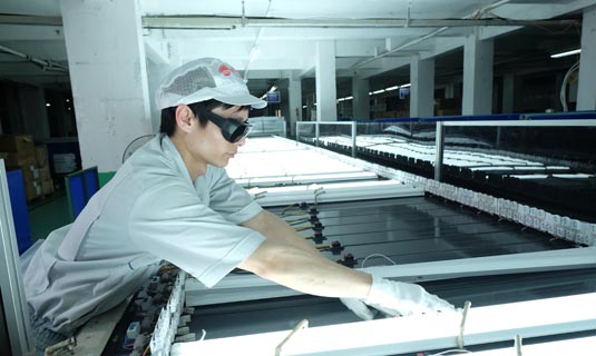 Thử sáng đèn LED Tube