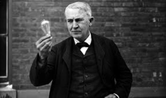 Hình 16: Thomas Alva Edison
