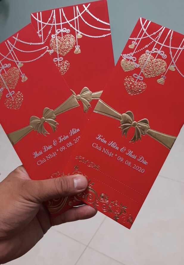 Hình 11. Hơn 200 thiệp cưới của cặp đôi Võ Thái Đức và Trần Thị Hiền đã được gửi đến những người thân