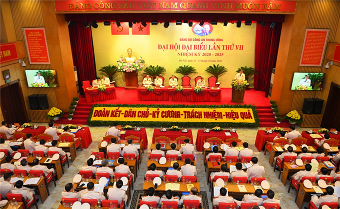 Quang cảnh phiên trù bị